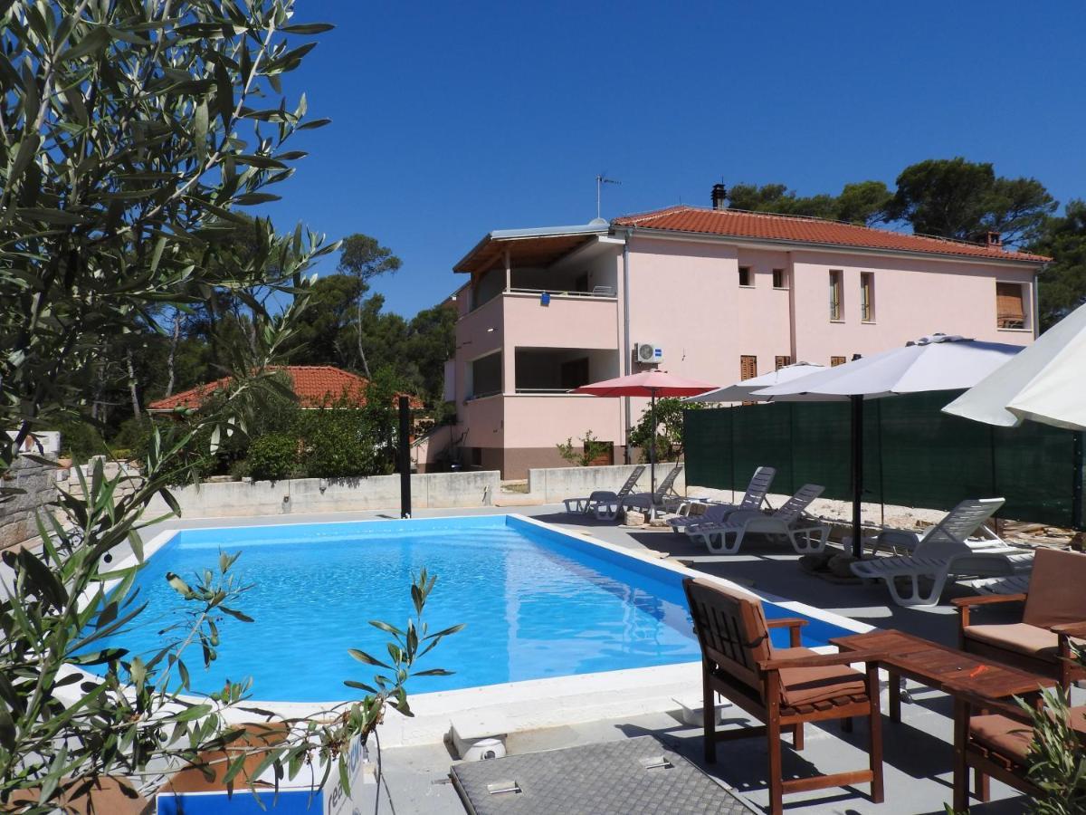 Villa Daria Pakoštane Buitenkant foto