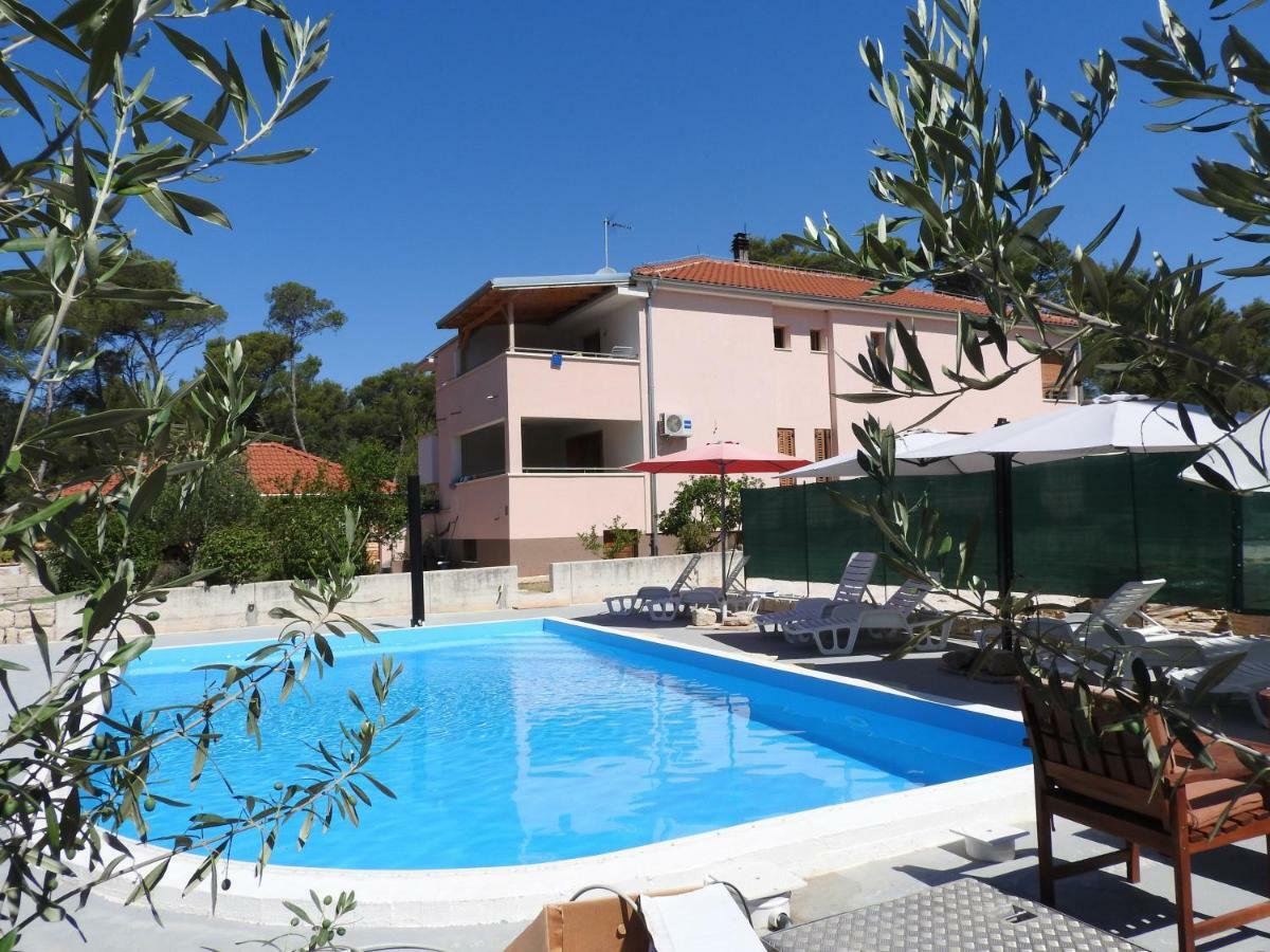 Villa Daria Pakoštane Buitenkant foto