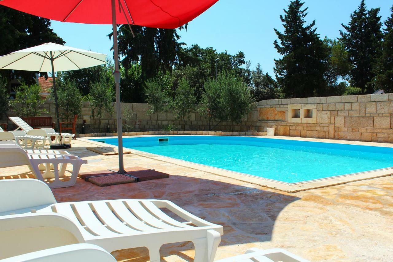 Villa Daria Pakoštane Buitenkant foto