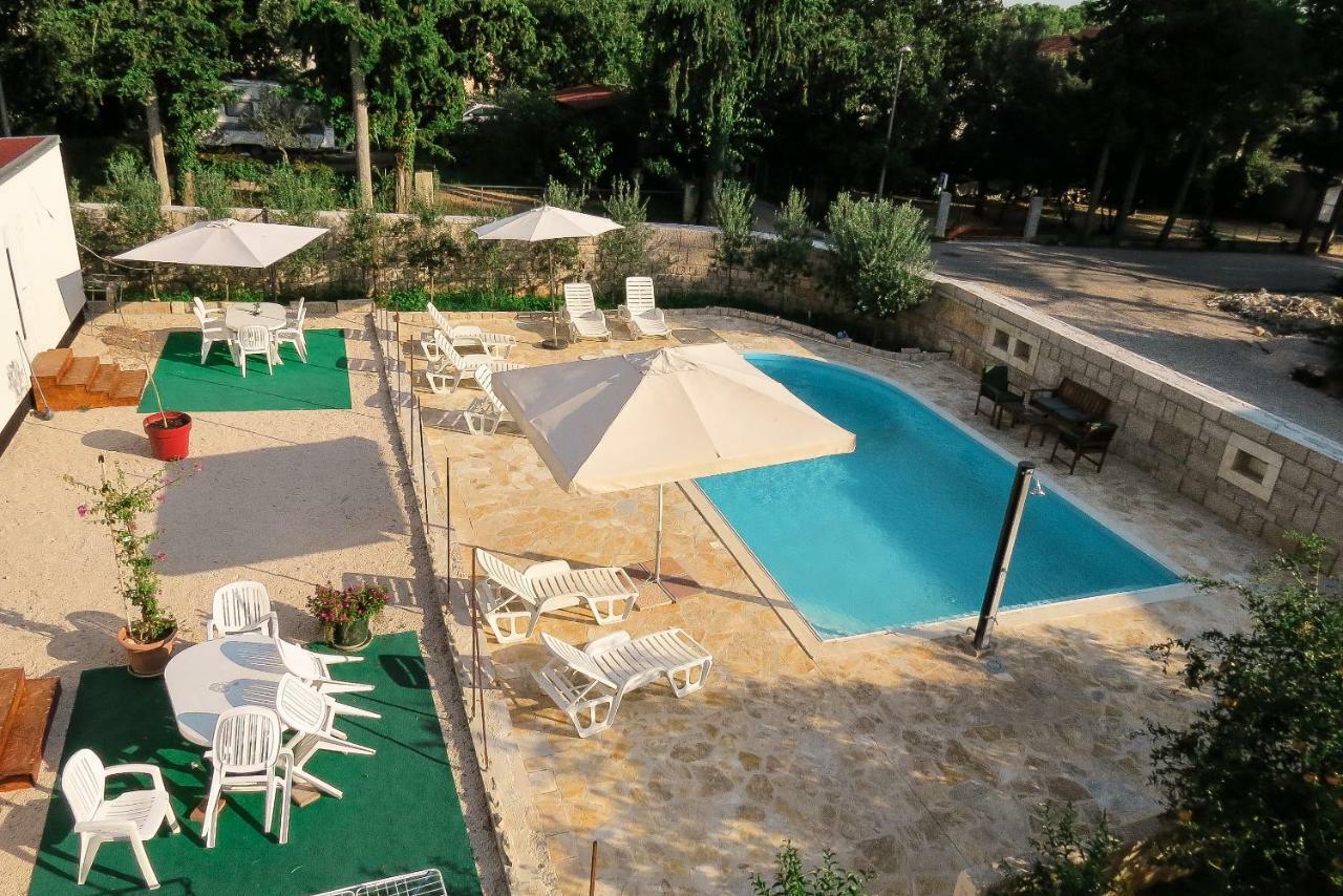 Villa Daria Pakoštane Buitenkant foto