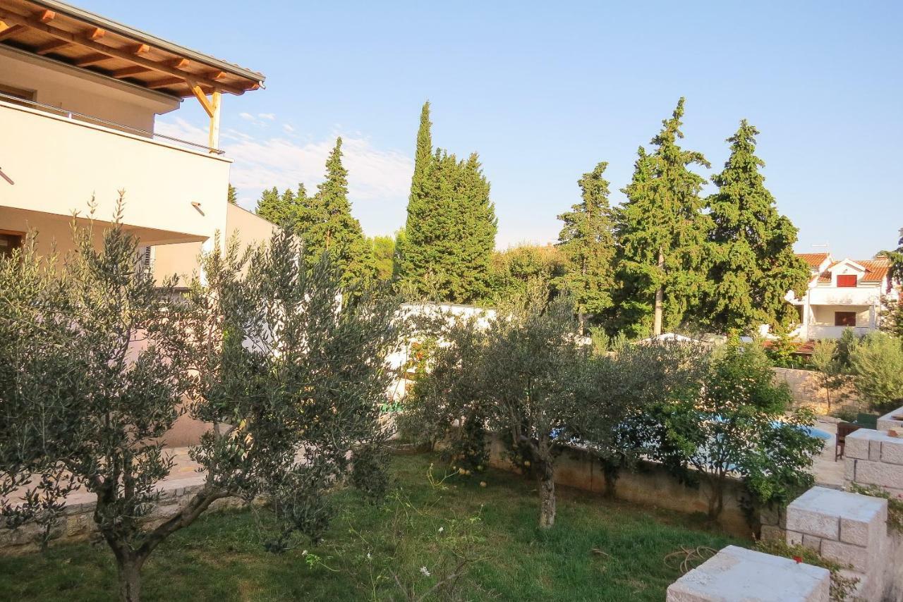 Villa Daria Pakoštane Buitenkant foto