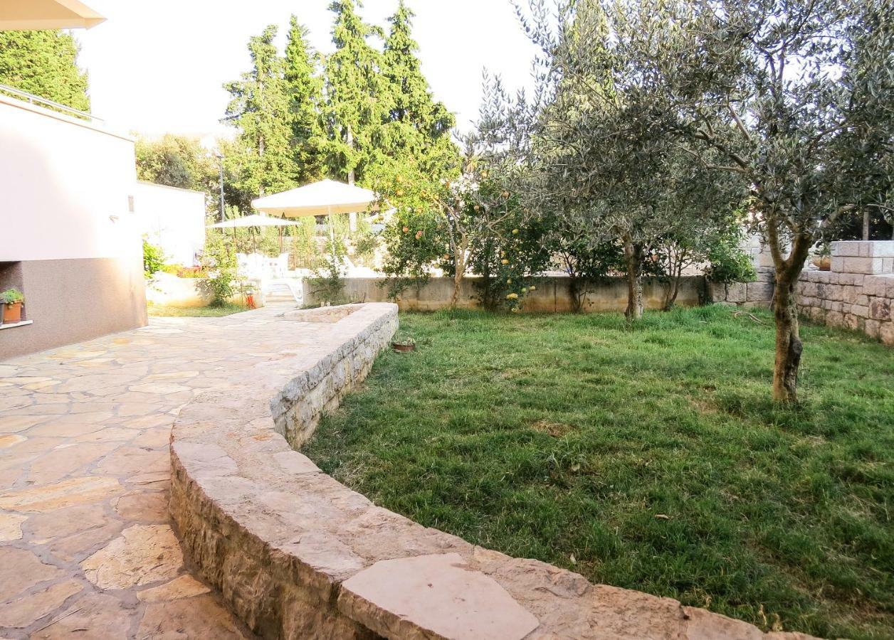 Villa Daria Pakoštane Buitenkant foto