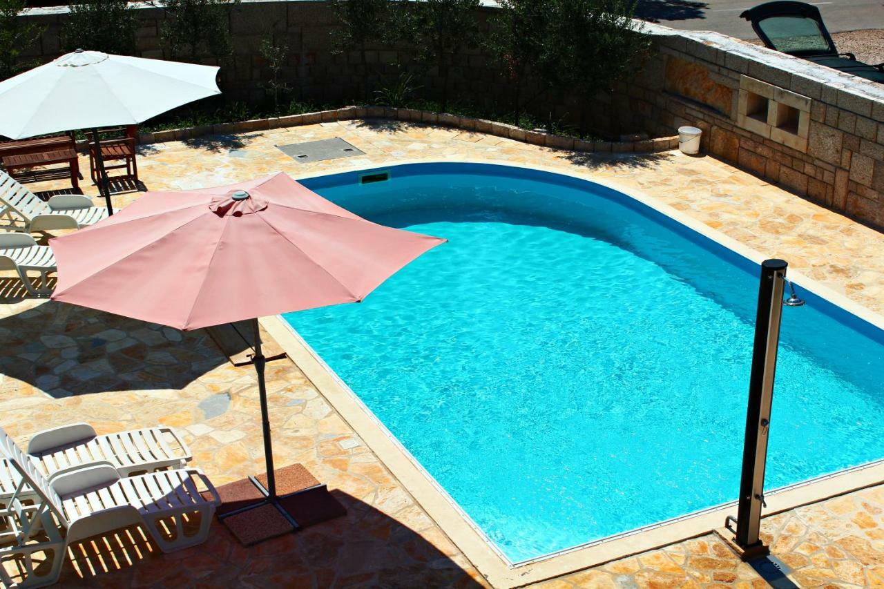 Villa Daria Pakoštane Buitenkant foto