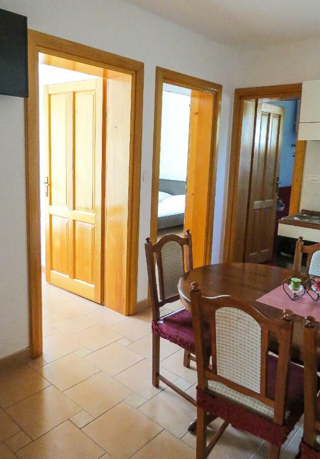 Villa Daria Pakoštane Buitenkant foto